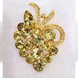 Vintage Eisenberg Ice- Green Rhinestone Brooch